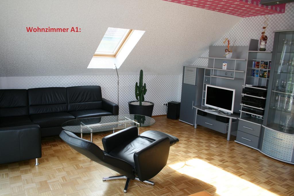 Ferienwohnungen 99A Weimar  Exteriör bild